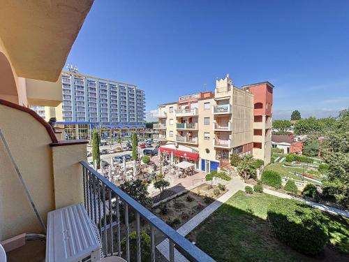 GR Reserva 17-2-12 - Piso muy cerca de la Playa