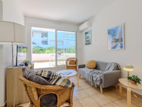 Posedenie v ubytovaní Apartment Antinéa-4 by Interhome