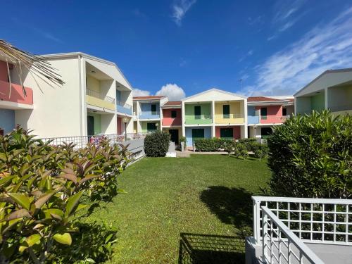 Villaggio Luna Swimmingpool- Agenzia Cocal