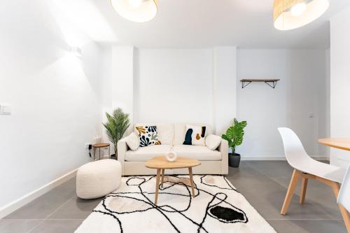 Alcaine City Center Apartment