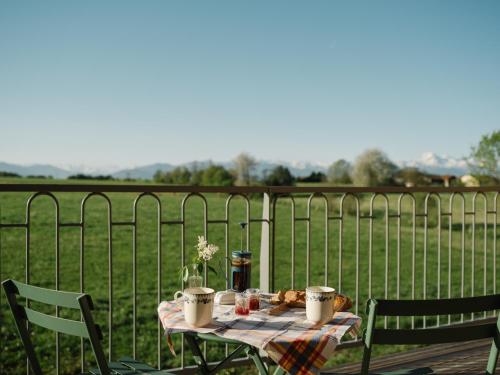 Nápoje v ubytování Les Cabanes Du Lizon