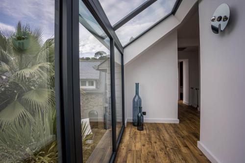 Gallery image of La villa du port, La villa du port - pool and spa in Perros-Guirec