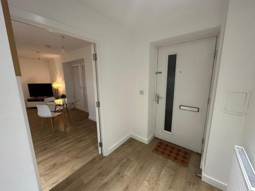 TV a/nebo společenská místnost v ubytování Luxury Modern Apartment-Flat London