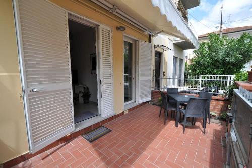 Fotografie z fotogalerie ubytování Appartamento con giardino da Tiziana v destinaci Viareggio