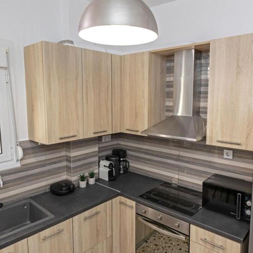 Cozy Apartment in Kallithea