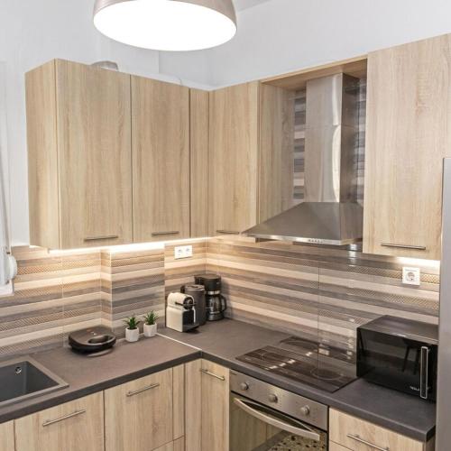 Cozy Apartment in Kallithea