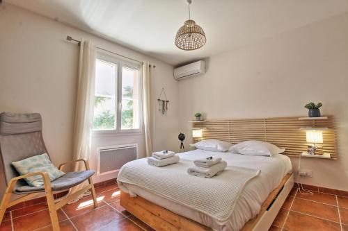 Posteľ alebo postele v izbe v ubytovaní Charmante maison de vacances près de Nîmes