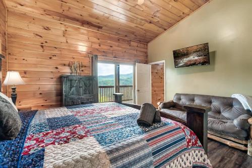 Mountain-View Cabin Hot Tub, Game Room, 4 Suites photo 29