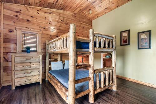 Mountain-View Cabin Hot Tub, Game Room, 4 Suites photo 35