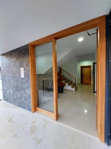 Fotografie z fotogalerie ubytování Condo "Meliora", Sea and Mountain View v destinaci Vlorë