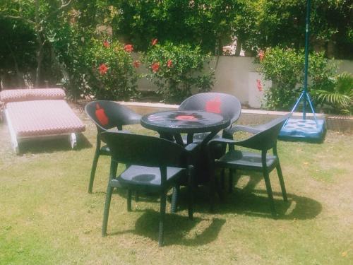 3 غرف و صاله جرين بيتش الساحل الشمالي للعائلات فقط