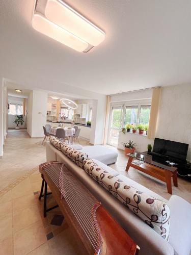 Garden villa Free parking and air conditioning