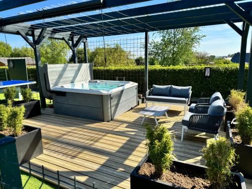 Maison B chaleureuse avec espace SPA et air de jeux