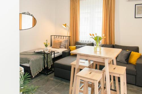 Posezení v ubytování GoodLife Studio Apartment