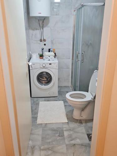 Koupelna v ubytování Apartman Odmor012-2