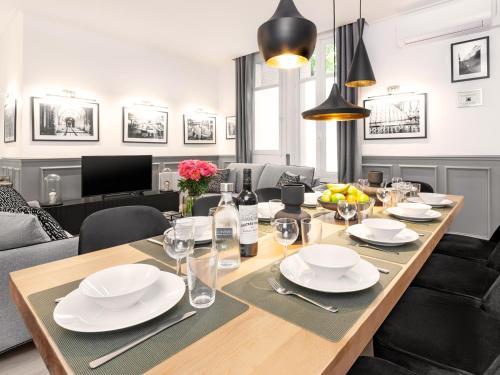 LivinParis - Luxury AC 4 Bedrooms Auteuil Eiffel I