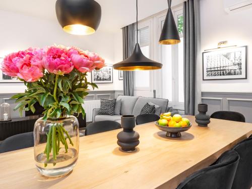 LivinParis - Luxury AC 4 Bedrooms Auteuil Eiffel I