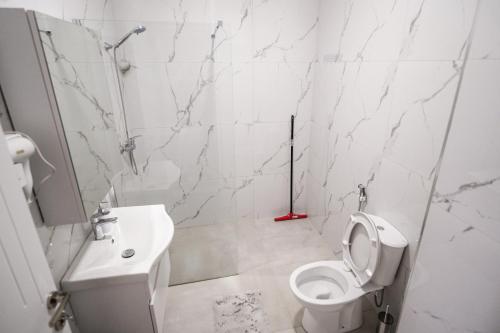 Galería fotográfica de FUYA Apartments en Shëngjin
