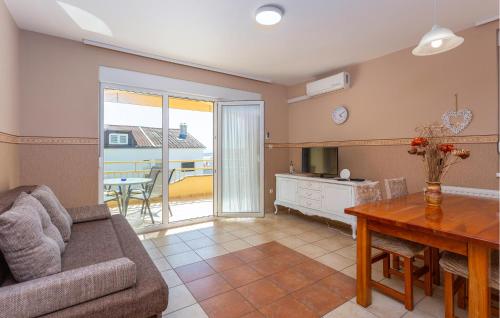 1 Bedroom Gorgeous Apartment In Dramalj