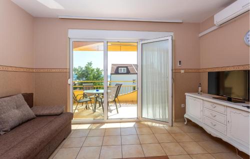 1 Bedroom Gorgeous Apartment In Dramalj