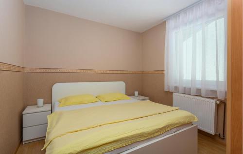 1 Bedroom Lovely Apartment In Dramalj