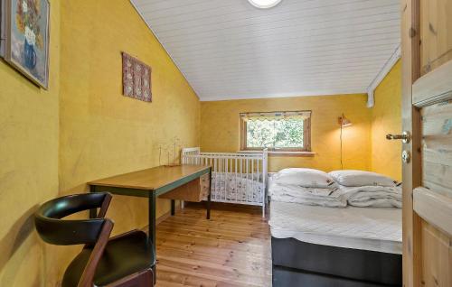 Ένα ή περισσότερα κρεβάτια σε δωμάτιο στο Cozy Home In Slagelse With Wifi