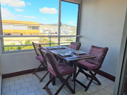 Appartement moderne avec piscine, 4 couchages, Cap d'Agde - FR-1-249-411