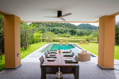 Kolam renang di atau dekat dengan Stylish Pool Villa 63F - Koh Chang