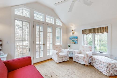 Postel nebo postele na pokoji v ubytování Lookout Cottage