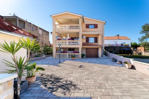Apartman Dina