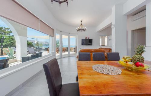 Luxurious Home In Pag