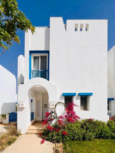 Mountain view Ras Elhikma - 134B Paros Villa -North Coast