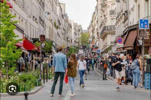 VERY CHARMING AND COSY FLAT, center of Paris