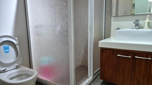 Koupelna v ubytování Pico De Loro Condo Unit