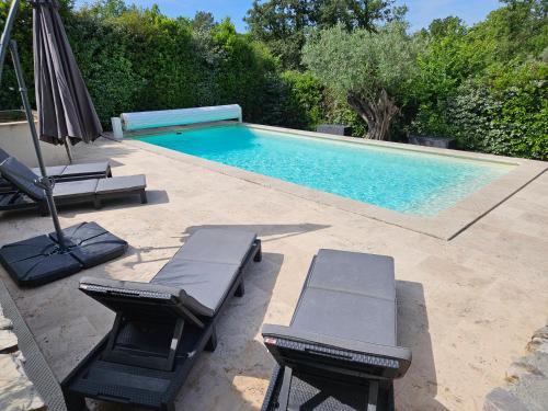 Belle Maison Familiale 6 ou 8 personnes avec piscine