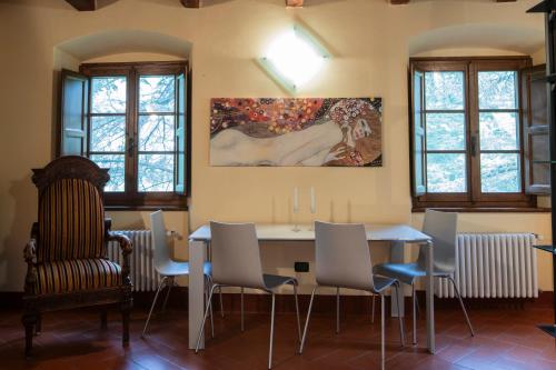 Χώρος καθιστικού στο Appartamento Cassero all'Arno