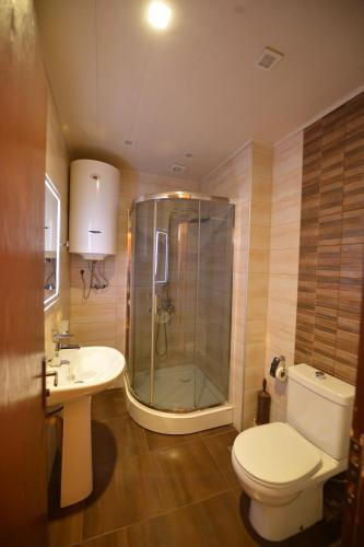 A bathroom at ORBI BATUMi SEA VIEW