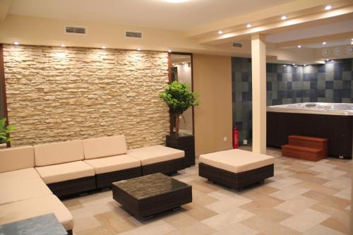 Lobbyn eller receptionsområdet på Dzintars Hotel