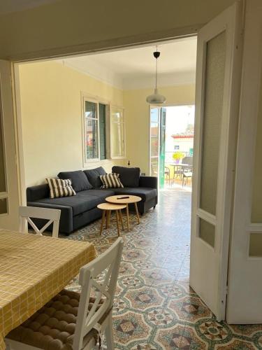 Αλμα - A Family boutique apartment at the city center