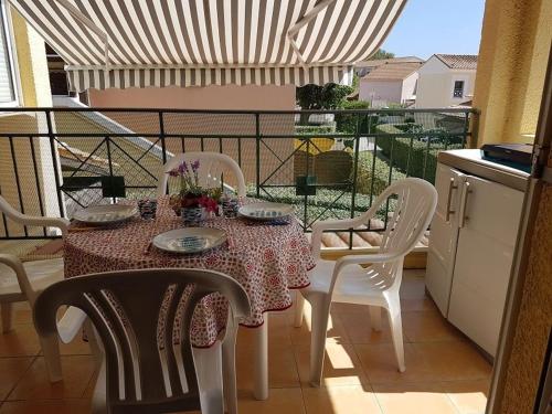 APPT 2 PIECES 28m2 + LOGGIA 7m2 REF 4013