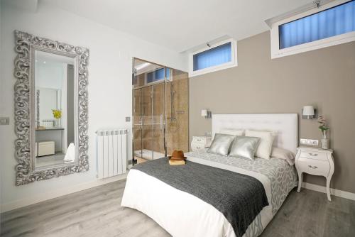 Posteľ alebo postele v izbe v ubytovaní Apartamento Lagun Concha Beach