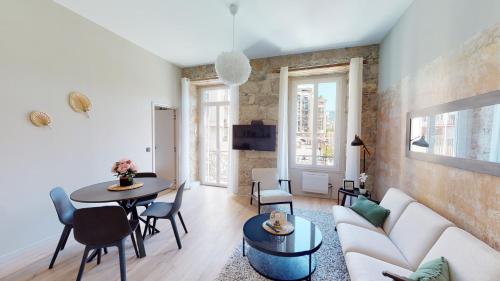 ApartHotel Riviera - BALCON BARLA - Old Port PLace du Pin