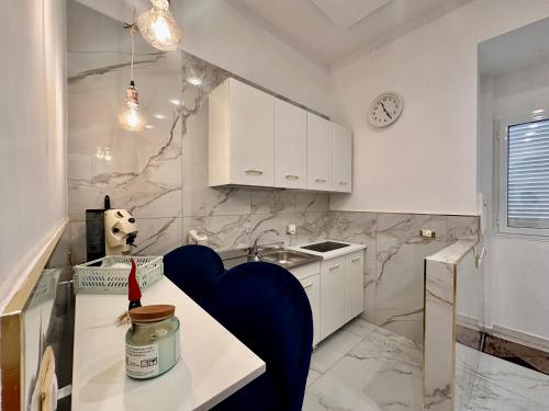 House Santa Fè - Centro Storico Napoli, vicino a Metro e Stazione