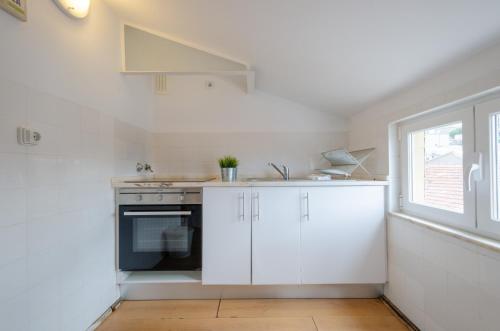 Lisbon Avenida Roof Apartment