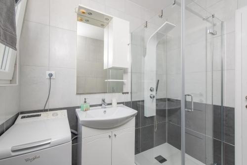 Villa Barbara Apartments with heated pool