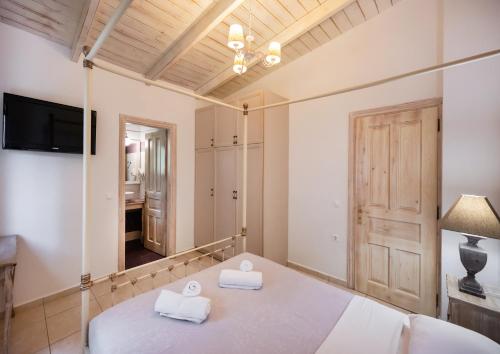 Gallery image of Kastro Maistro in Lefkada Town