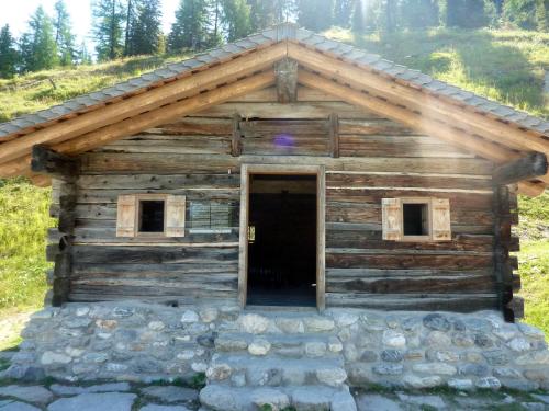 アパートメントが所在する建物