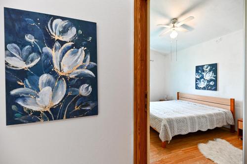 Ένα ή περισσότερα κρεβάτια σε δωμάτιο στο Apartment Ražanac Nikola 2