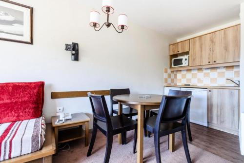 Photo de la galerie de l'établissement Résidence L'Albane - maeva Home - Appartement 2 pièces 6 personnes - Sélection MAE-1253, à Vars