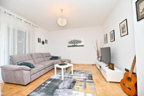 Apartment Ražanac Nikola